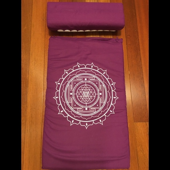 HemingWeigh Complete Acupressure Mat/Pillow Set - Picture 5 of 10